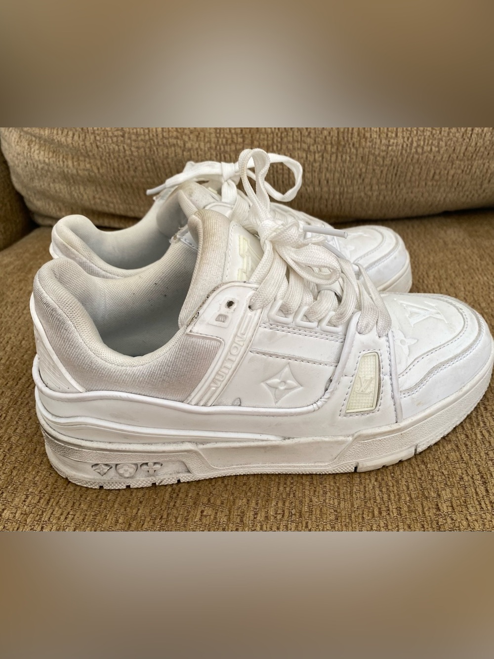 White Louis Vuitton Women's Low-Top Trainer Sneakers